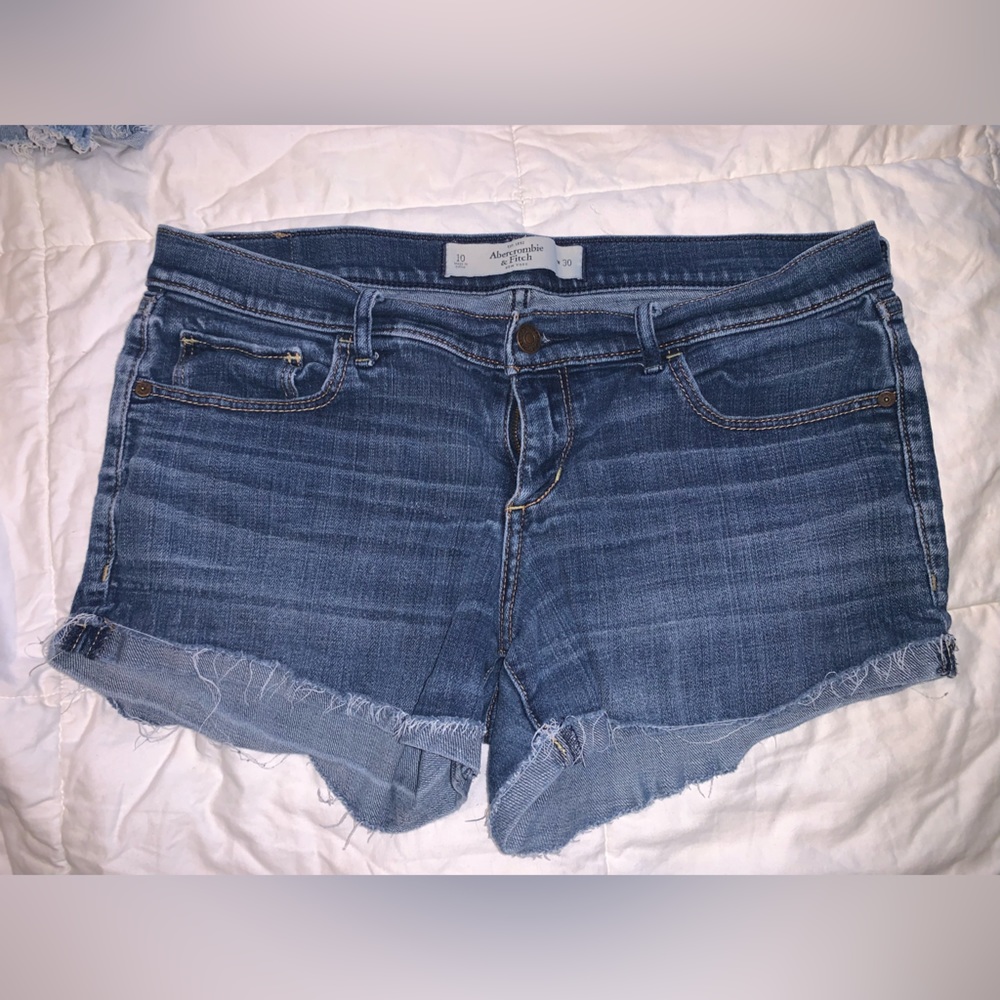 Abercrombie & Fitch Jean shorts
